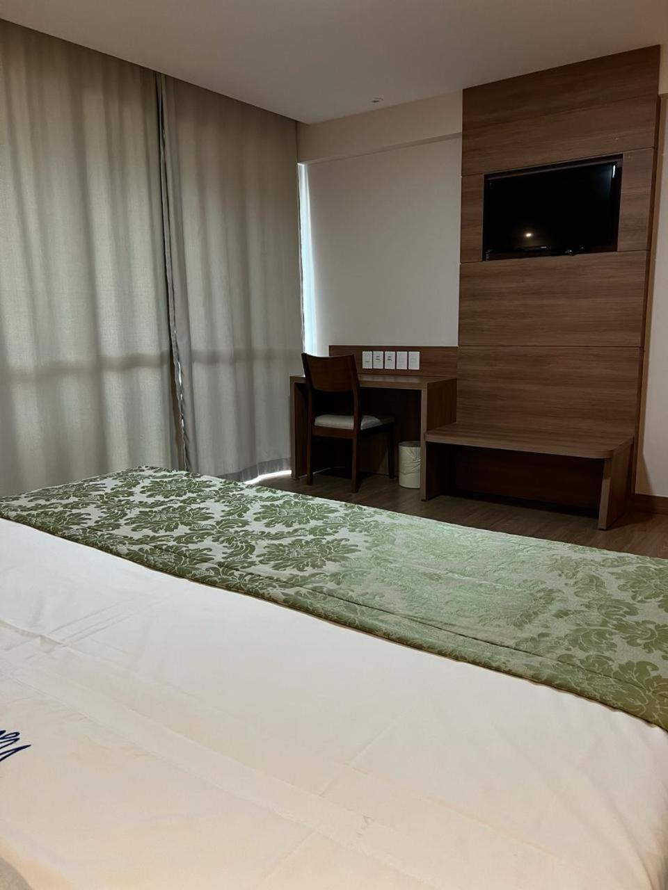 Vista Azul Apart Hotel - Vista Pinheiros เปดราอาซุล ภายนอก รูปภาพ